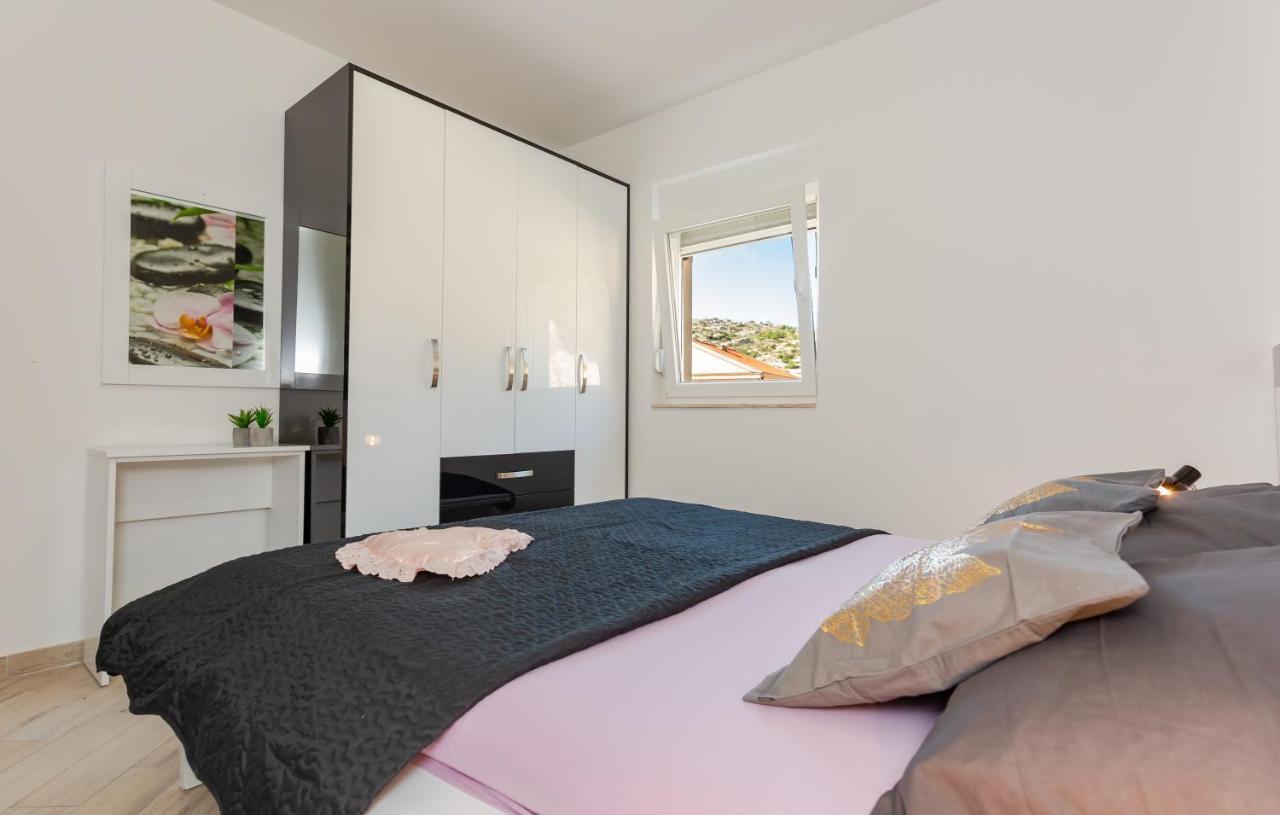 Andela 3 Makarska